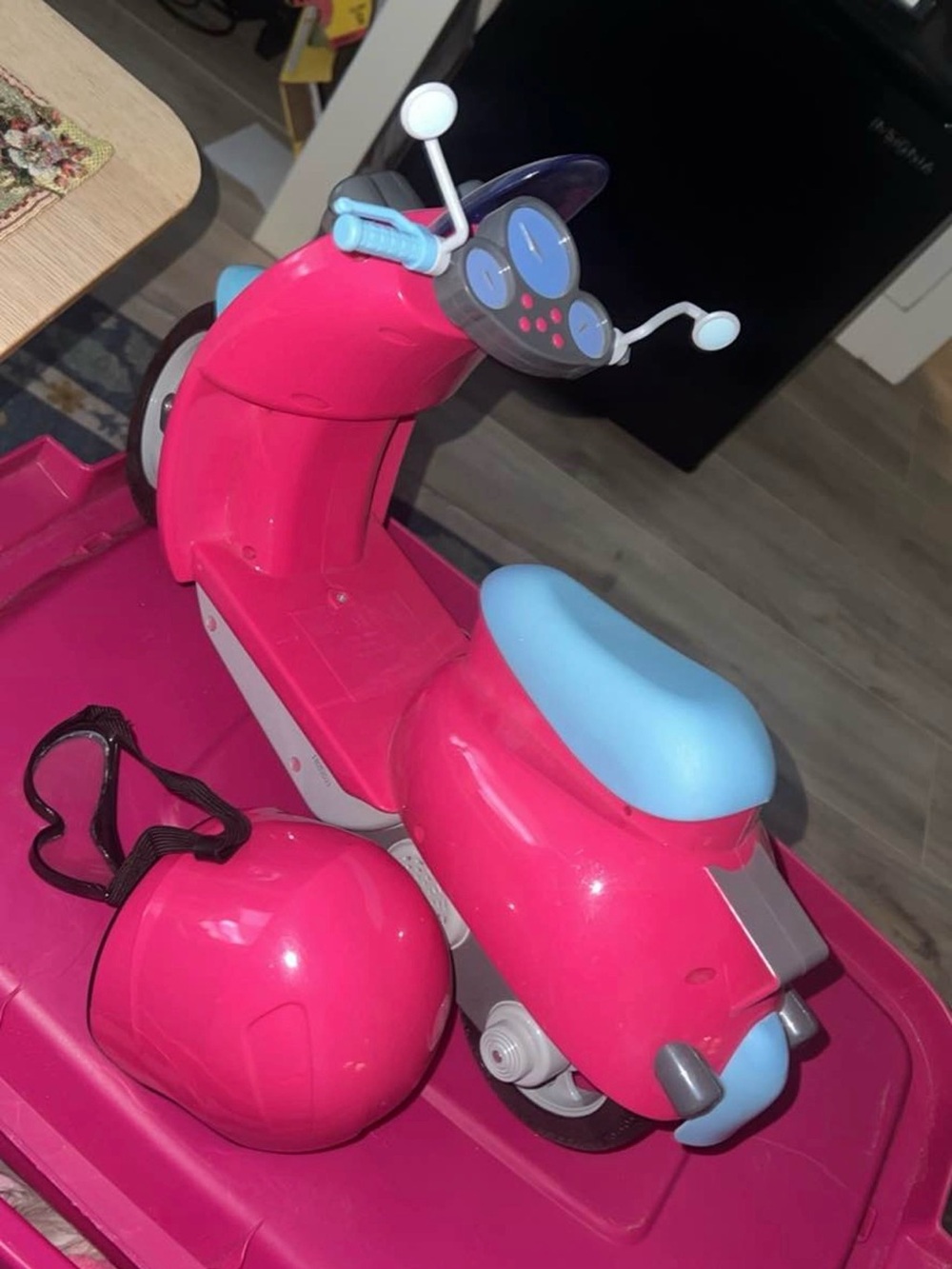 Newberry doll scooter with helmet broken handle